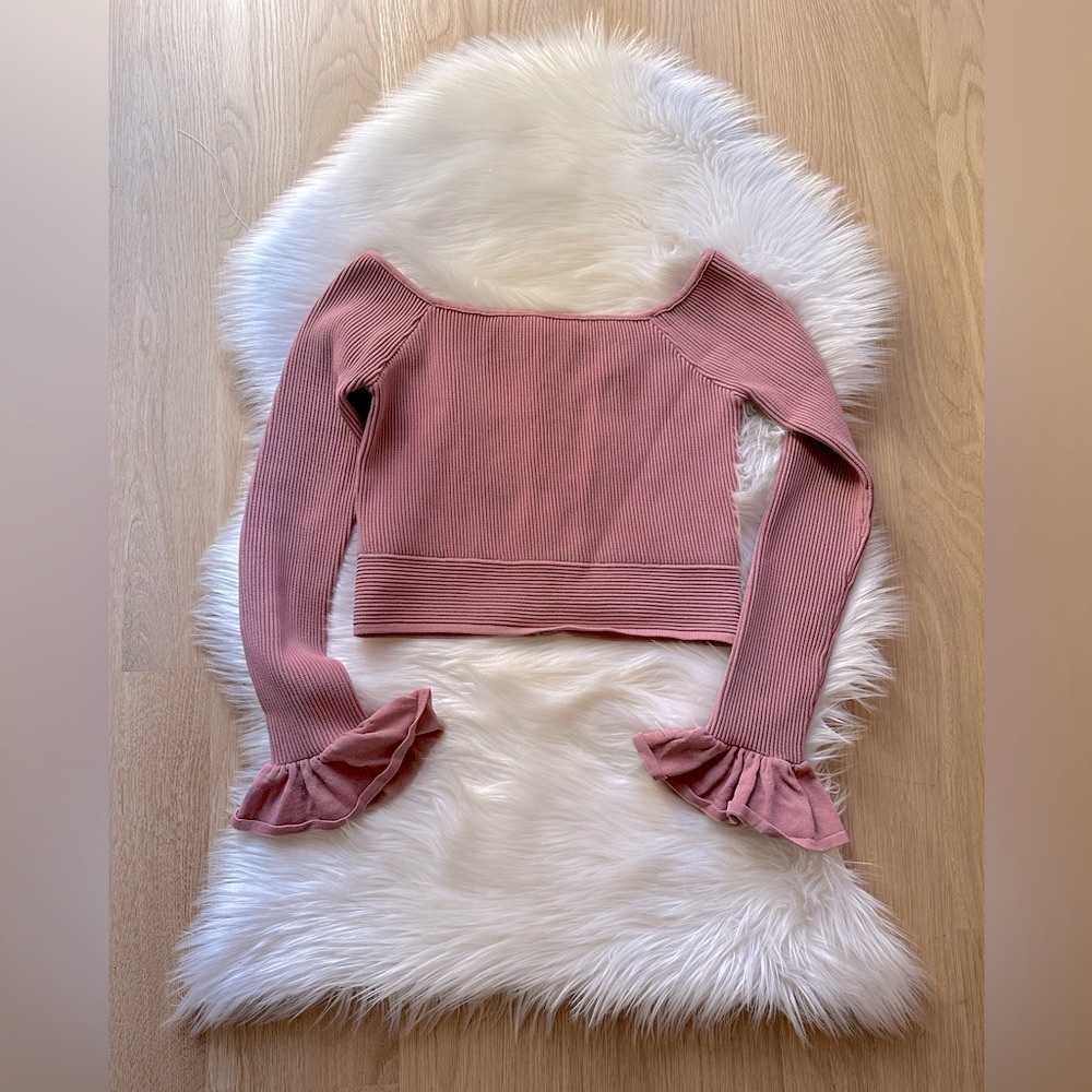 Gianni Bini Cropped Pink Bell-Sleeve Top
